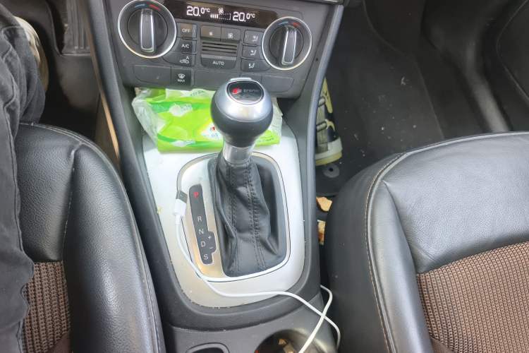 Used Audi Q3 2018 30th Anniversary Edition 35 TFSI Fashion Model Gear Lever