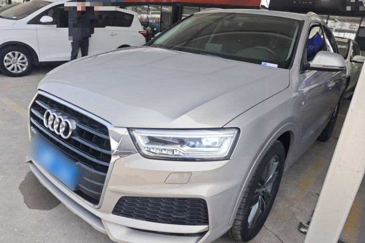 Used Audi Q3 2018 30th Anniversary Edition 35 TFSI Sport Model Guazi used car, China used car export, Used car for sale, Used cars, Cheapest cars for sale