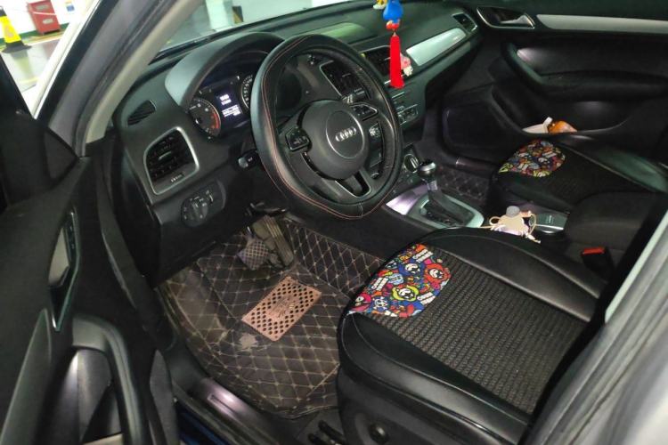 Used Audi Q3 2018 30th Anniversary Edition 30 TFSI Fashion Model Left Front Seat