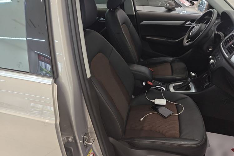 Used Audi Q3 2018 30 TFSI Fashion Edition Collector's Version Right Front Seat
