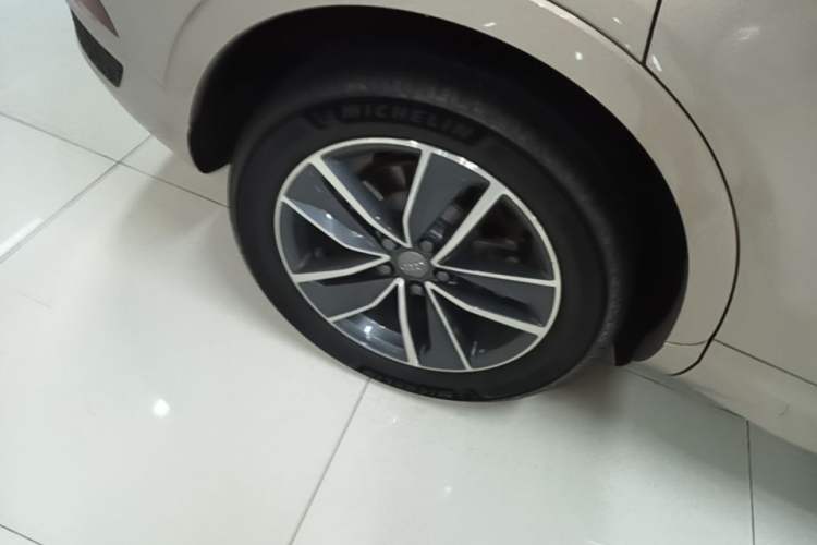Used Audi Q3 2018 30 TFSI Fashion Edition Collector's Version Right Rear Wheel Hub