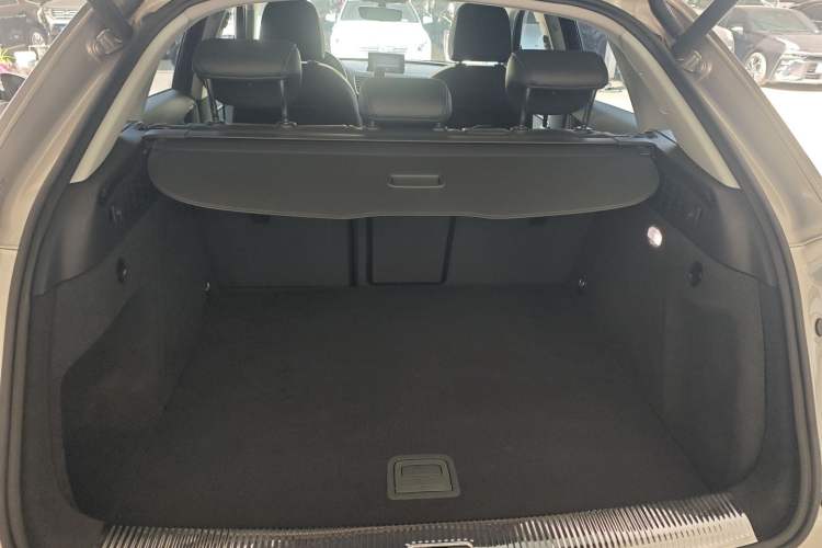 Used Audi Q3 2018 30th Anniversary Edition 35 TFSI Sport Model Trunk