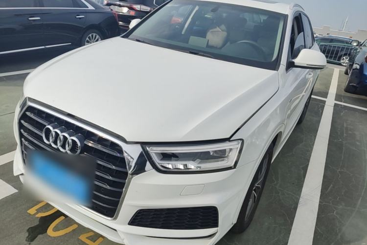 Used Audi Q3 2018 30th Anniversary Edition 35 TFSI Sport Model Guazi used car, China used car export, Used car for sale, Used cars, Cheapest cars for sale