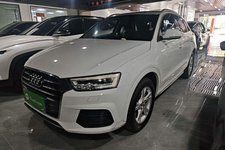 Used Audi Q3 2018 30th Anniversary Edition 30 TFSI Fashion Model Guazi used car, China used car export, Used car for sale, Used  cars, Cheapest cars for sale