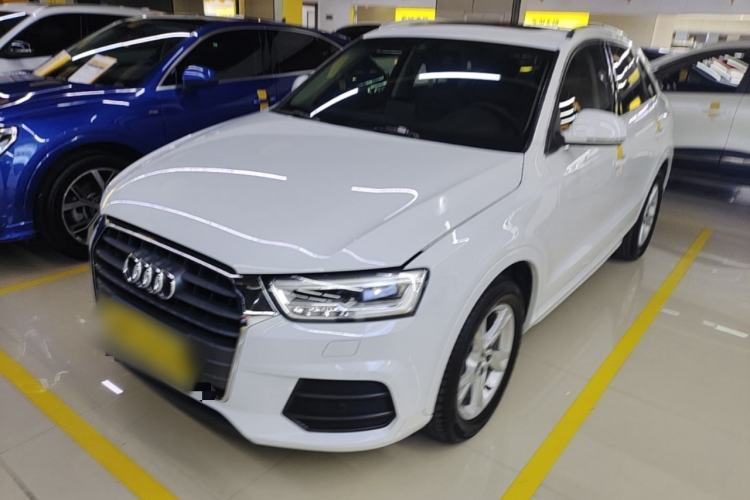Used Audi Q3 2018 30th Anniversary Edition 30 TFSI Fashion Model Guazi used car, China used car export, Used car for sale, Used cars, Cheapest cars for sale