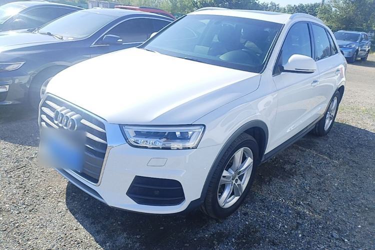 Used Audi Q3 2018 30th Anniversary Edition 30 TFSI Style Model Guazi used car, China used car export, Used car for sale, Used cars, Cheapest cars for sale