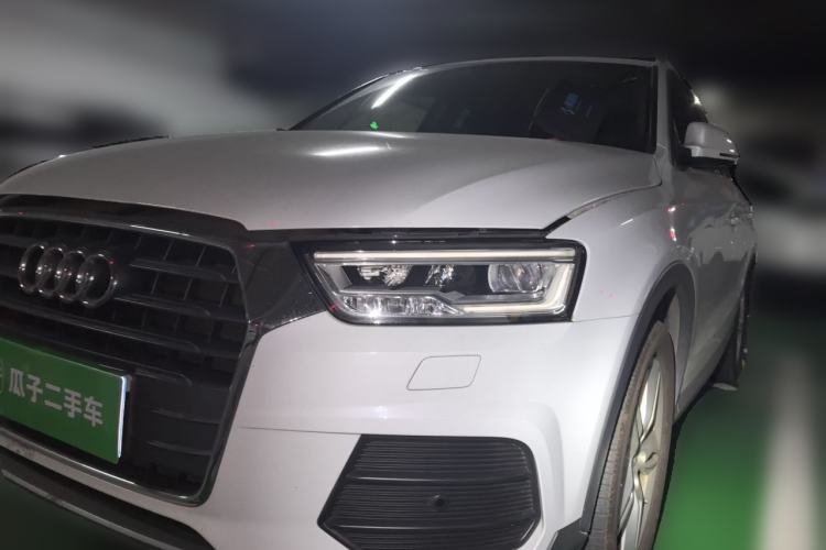 Used Audi Q3 2018 30th Anniversary Edition 30 TFSI Style Model Guazi used car, China used car export, Used car for sale, Used cars, Cheapest cars for sale