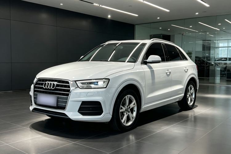 Used Audi Q3 2018 30th Anniversary Edition 35 TFSI Fashion Model Guazi used car, China used car export, Used car for sale, Used cars, Cheapest cars for sale
