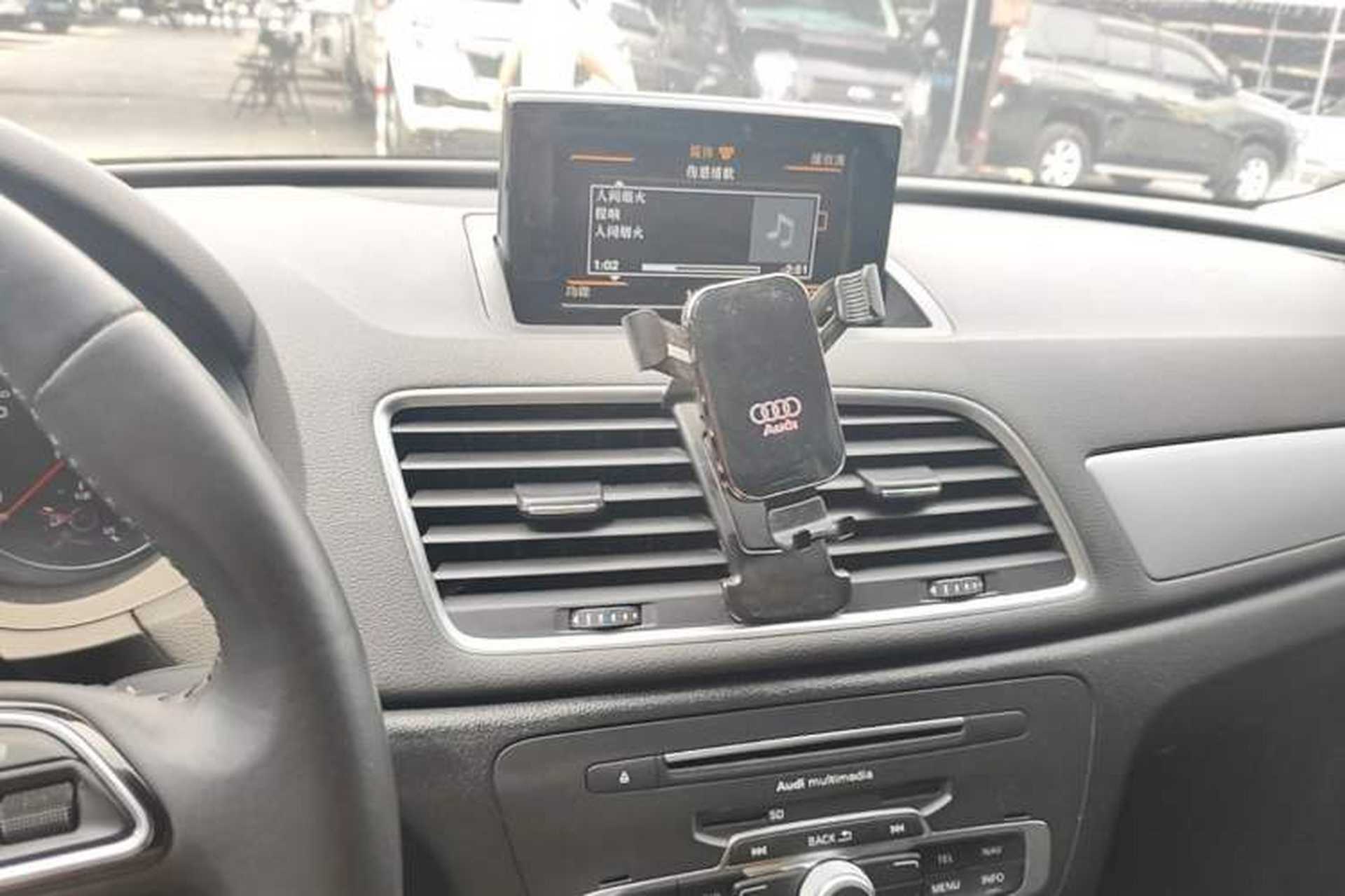 Used Audi Q3 2018 30th Anniversary Edition 35 TFSI Fashion Model Audio And AC Panel