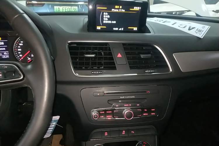 Used Audi Q3 2018 30th Anniversary Edition 30 TFSI Fashion Model Audio And AC Panel