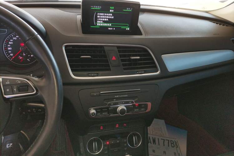 Used Audi Q3 2018 30th Anniversary Edition 30 TFSI Fashion Model Audio And AC Panel