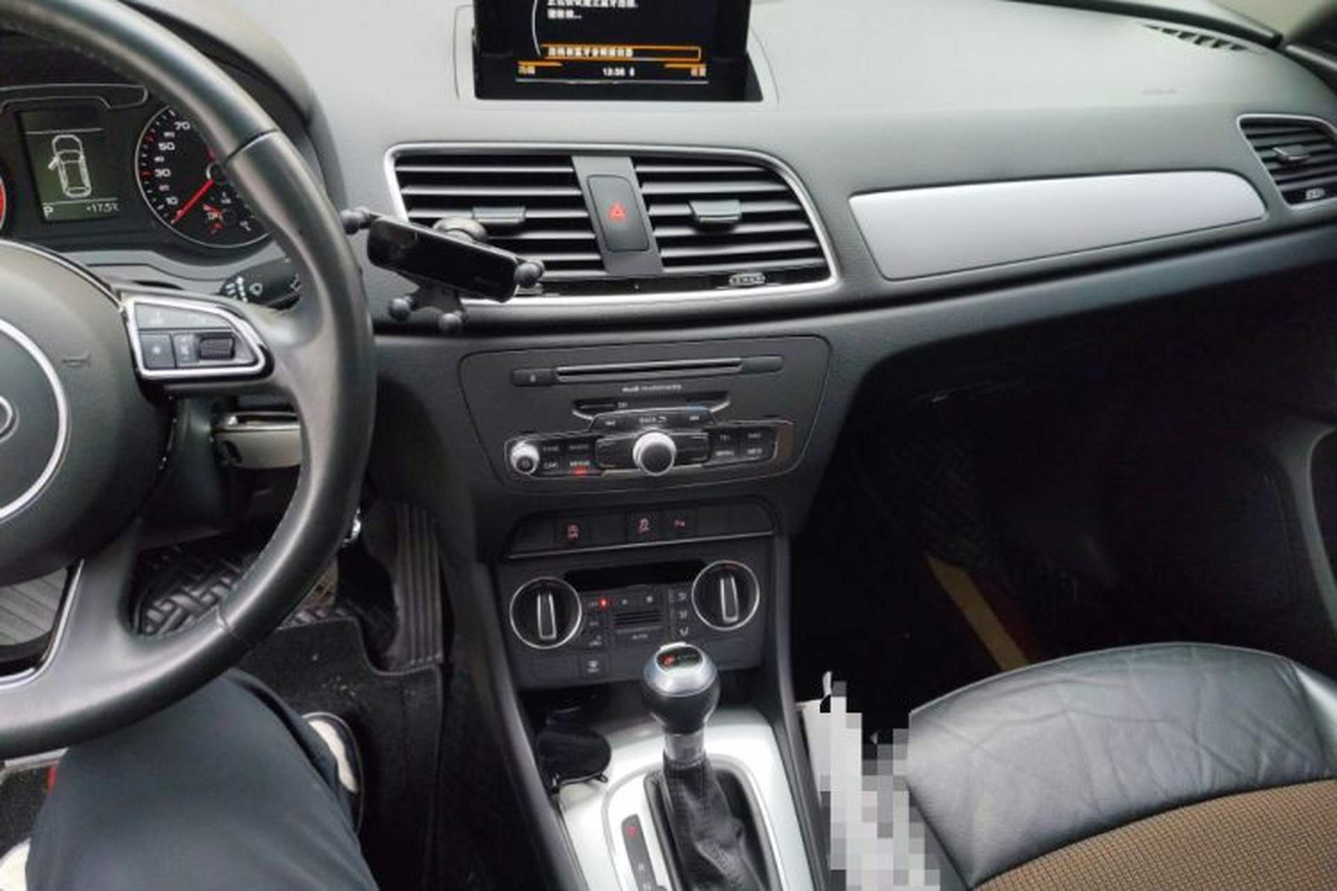 Used Audi Q3 2018 30th Anniversary Edition 30 TFSI Fashion Model Audio And AC Panel