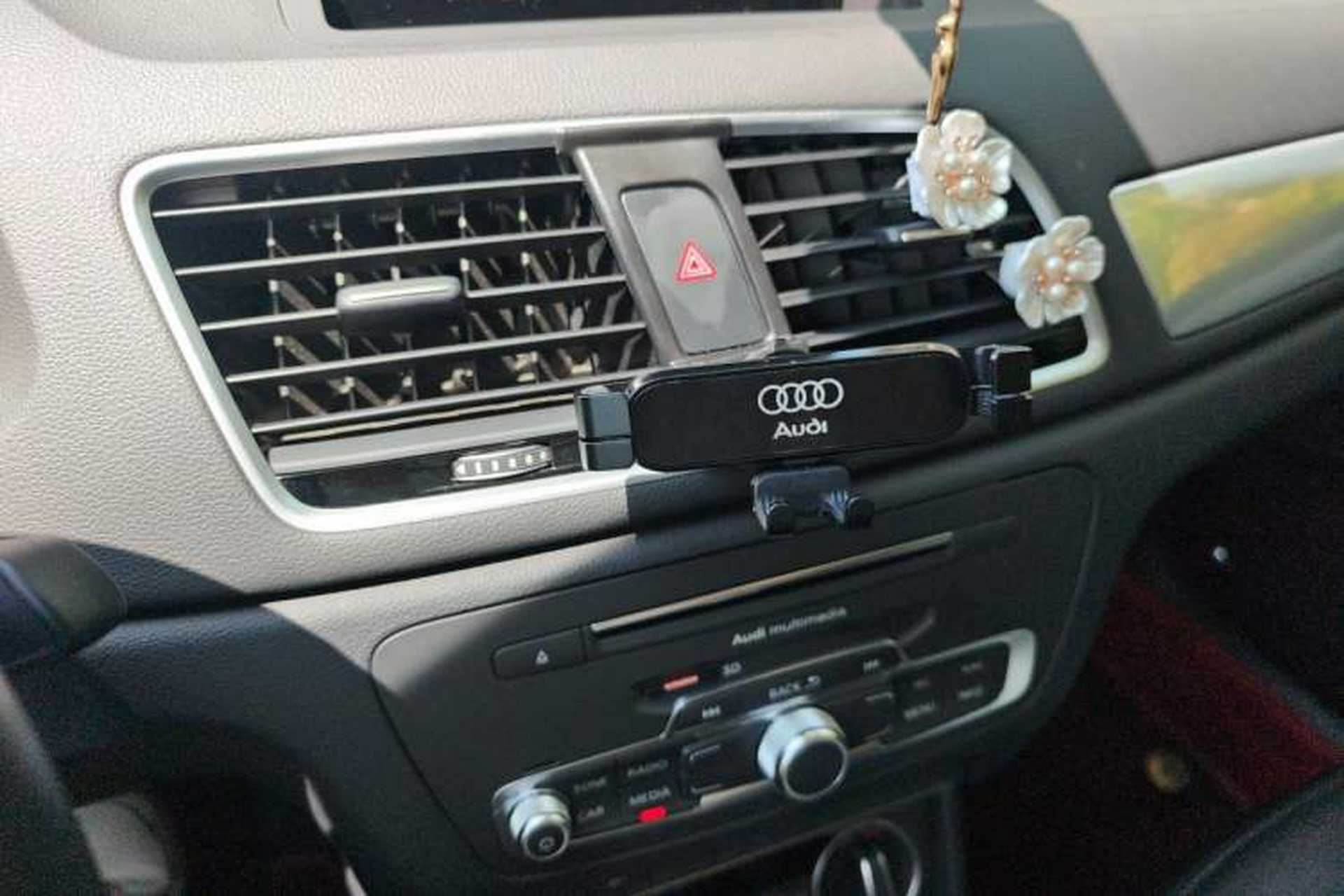 Used Audi Q3 2018 30th Anniversary Edition 30 TFSI Style Model Audio And AC Panel