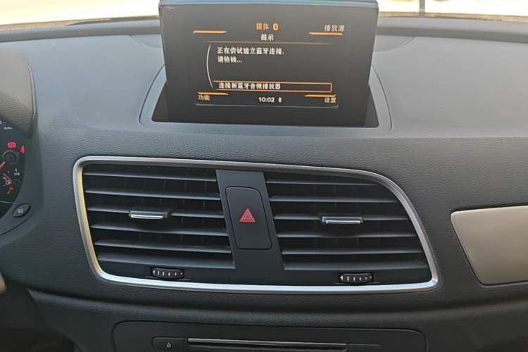 Used Audi Q3 2018 30th Anniversary Edition 30 TFSI Fashion Model Audio And AC Panel