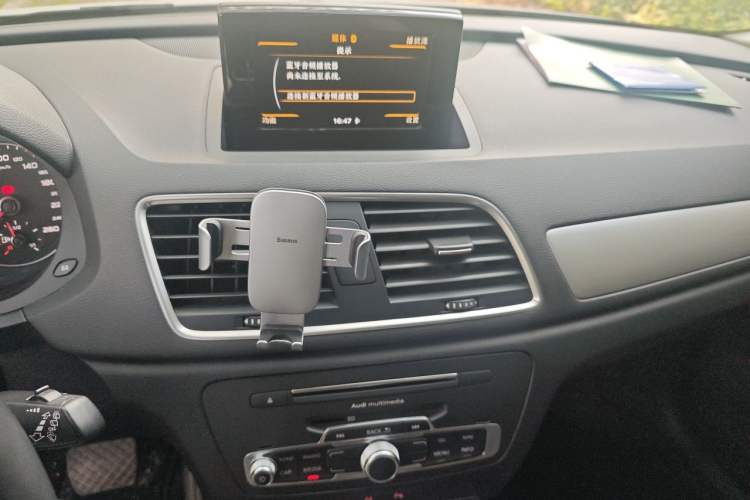 Used Audi Q3 2018 30th Anniversary Edition 30 TFSI Fashion Model Audio And AC Panel