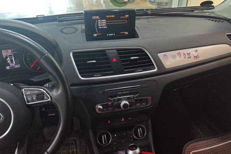 Used Audi Q3 2018 30th Anniversary Edition 35 TFSI Fashion Model Audio And AC Panel
