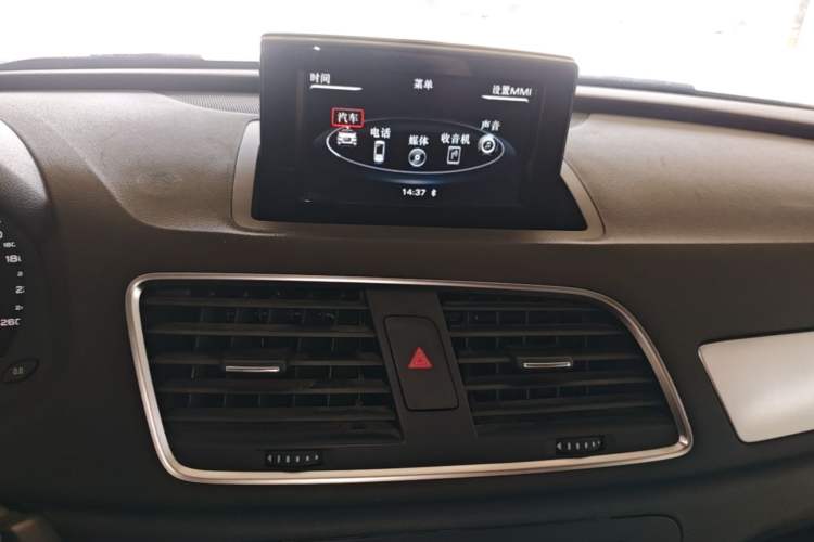 Used Audi Q3 2018 30th Anniversary Edition 35 TFSI Fashion Model Audio And AC Panel