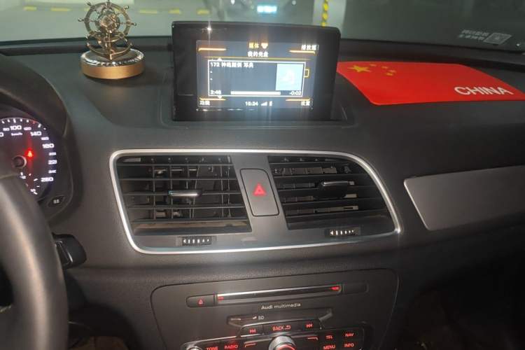 Used Audi Q3 2018 30th Anniversary Edition 30 TFSI Fashion Model Audio And AC Panel