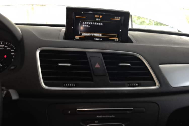 Used Audi Q3 2018 30th Anniversary Edition 30 TFSI Fashion Model Audio And AC Panel