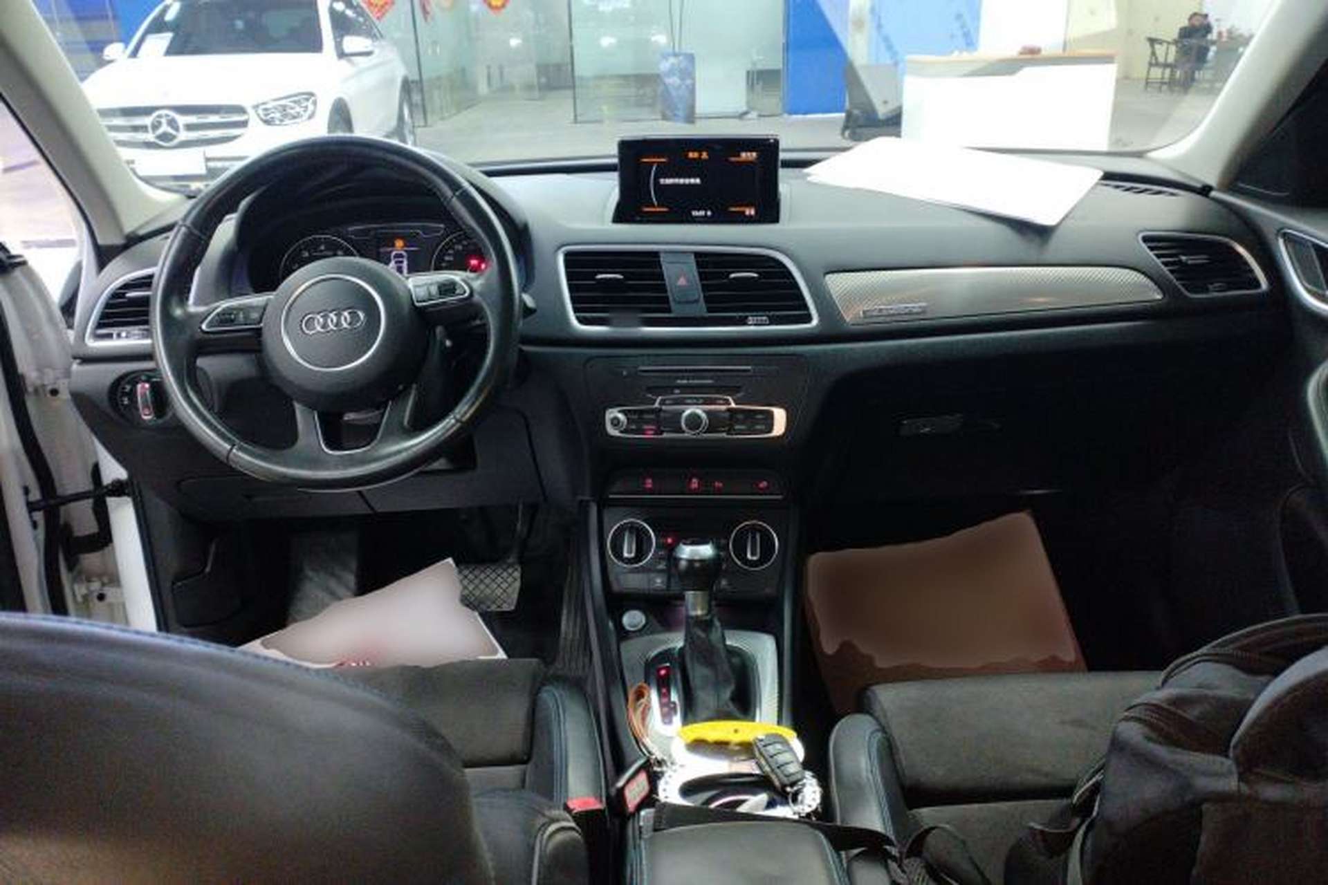 Used Audi Q3 2018 30th Anniversary Edition 35 TFSI quattro all-wheel-drive sport model Center Console