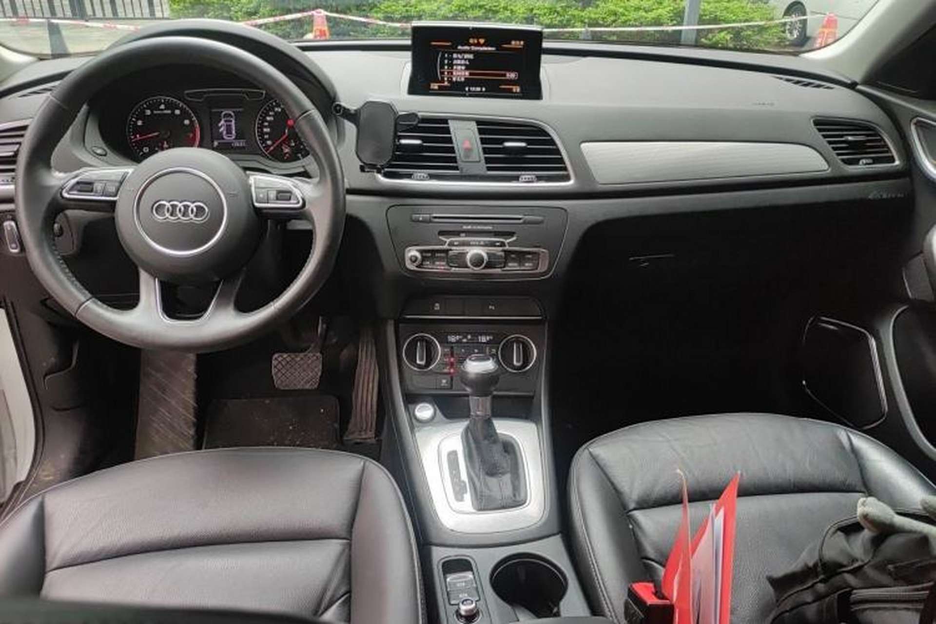 Used Audi Q3 2018 30th Anniversary Edition 30 TFSI Style Model Center Console