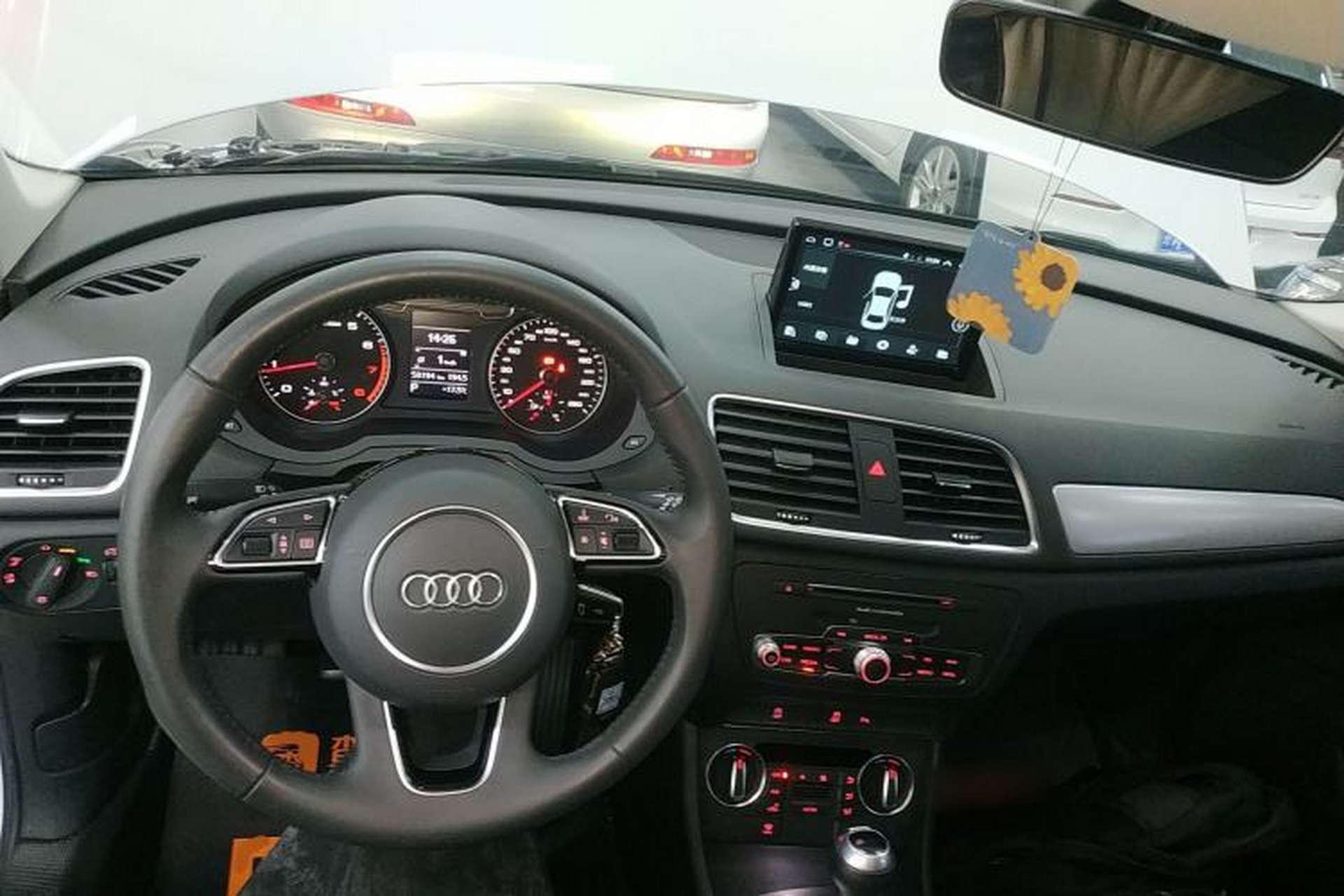 Used Audi Q3 2018 30th Anniversary Edition 30 TFSI Fashion Model Center Console