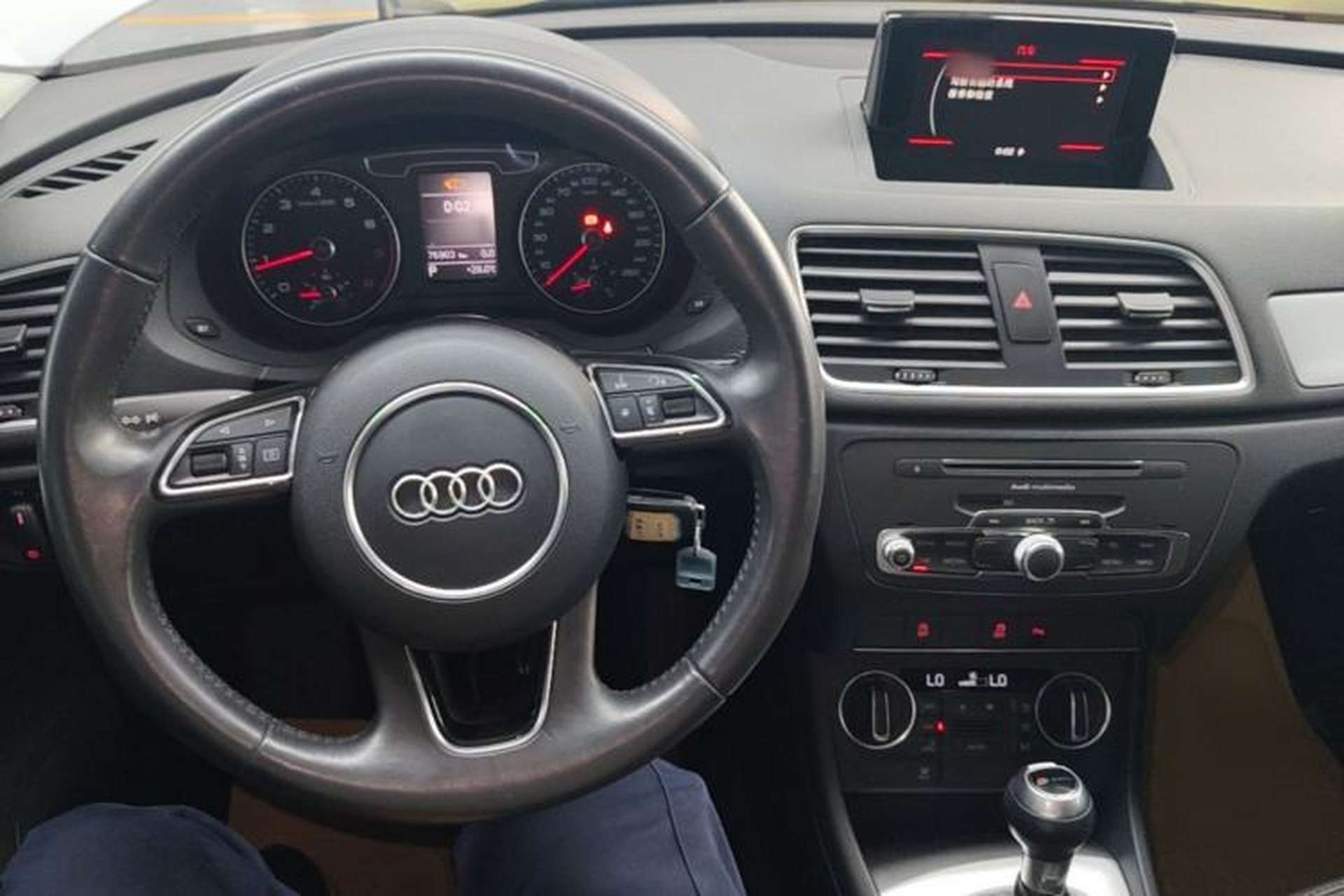 Used Audi Q3 2018 30th Anniversary Edition 30 TFSI Fashion Model Center Console