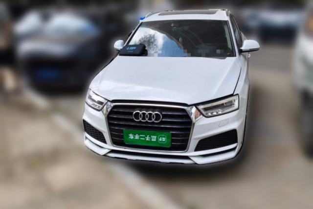 Audi Q3 2018 30th Anniversary Edition 30 TFSI Fashion Model مستعملة