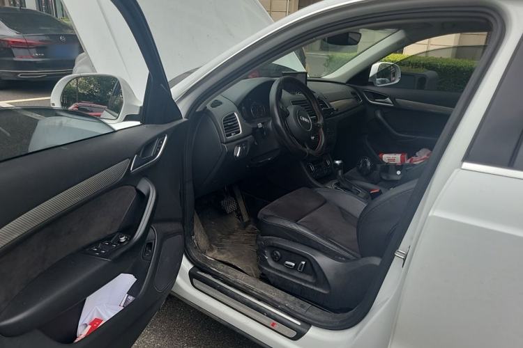 Used Audi Q3 2018 30th Anniversary Edition 35 TFSI Sport Model Driver Seat