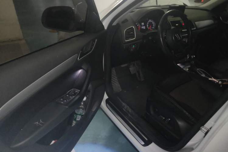 Used Audi Q3 2018 30th Anniversary Edition 35 TFSI Fashion Model Driver Seat
