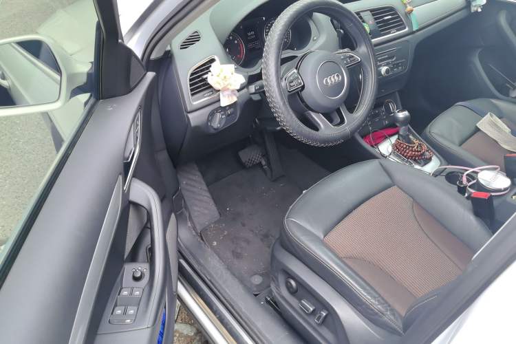 Used Audi Q3 2018 30th Anniversary Edition 30 TFSI Fashion Model Driver Seat