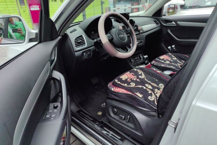Used Audi Q3 2018 30 TFSI Fashion Edition Collector's Version Driver Seat