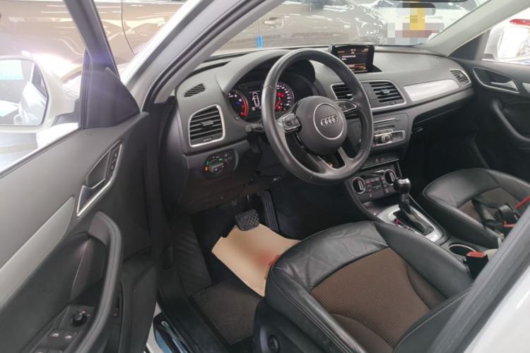 Used Audi Q3 2018 30 TFSI Fashion Edition Collector's Version Driver Seat