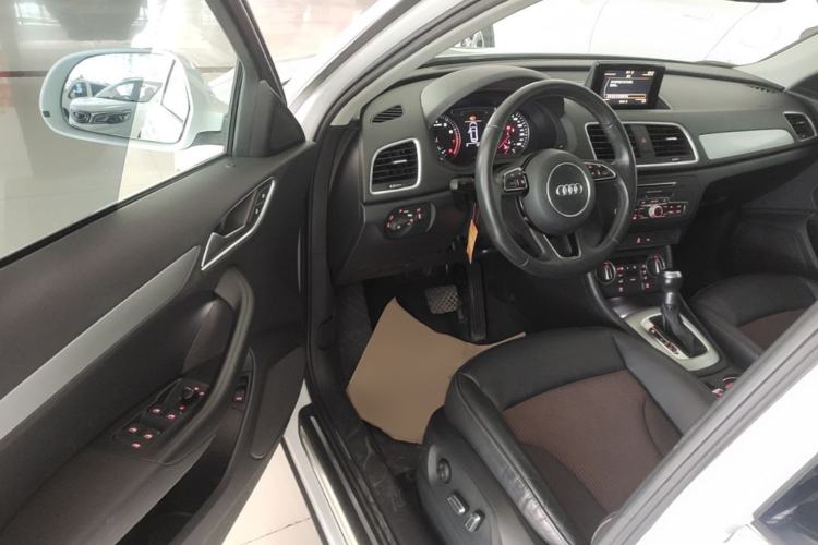 Used Audi Q3 2018 30th Anniversary Edition 30 TFSI Fashion Model Driver Seat