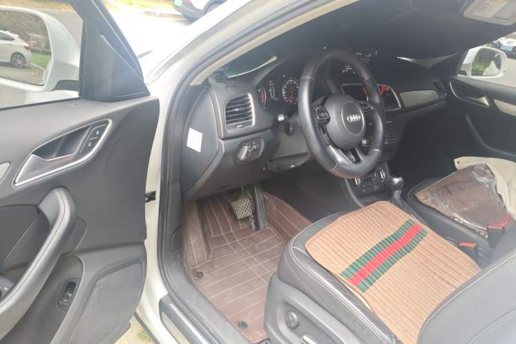 Used Audi Q3 2018 35 TFSI Fashion Edition Collector's Model Driver Seat
