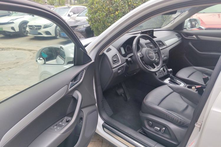 Used Audi Q3 2018 30th Anniversary Edition 35 TFSI Fashion Model Driver Seat
