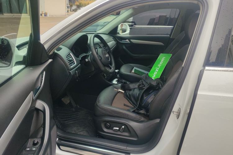 Used Audi Q3 2018 30th Anniversary Edition 30 TFSI Fashion Model Driver Seat