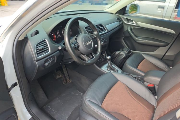 Used Audi Q3 2018 30th Anniversary Edition 30 TFSI Fashion Model Driver Seat