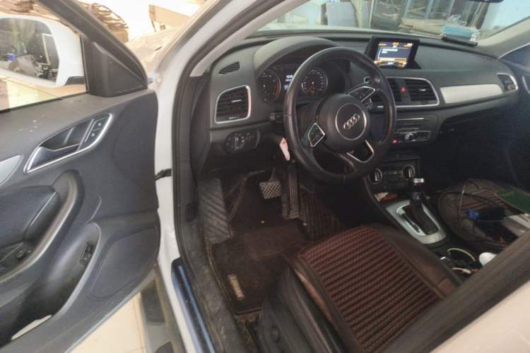 Used Audi Q3 2018 30th Anniversary Edition 30 TFSI Fashion Model Driver Seat