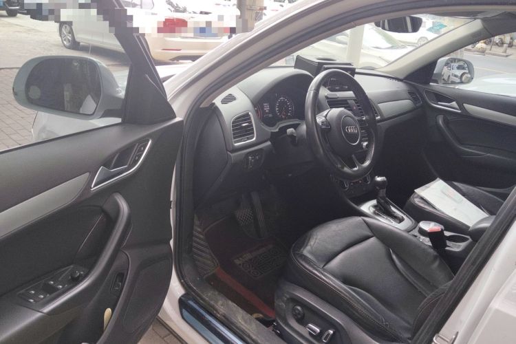 Used Audi Q3 2018 30th Anniversary Edition 30 TFSI Fashion Model Driver Seat