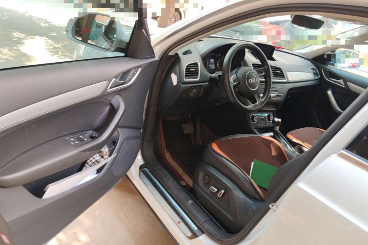 Used Audi Q3 2018 30 TFSI Fashion Edition Collector's Version Driver Seat