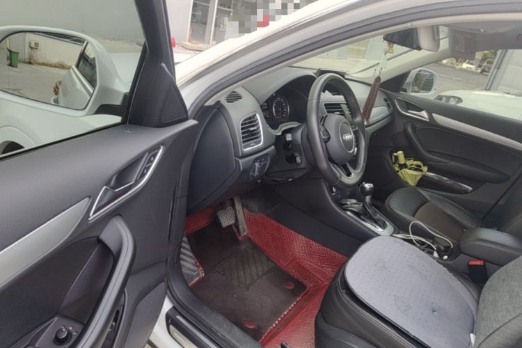 Used Audi Q3 2018 30th Anniversary Edition 30 TFSI Fashion Model Driver Seat