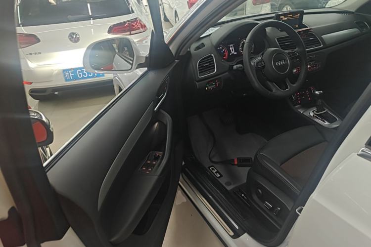 Used Audi Q3 2018 30th Anniversary Edition 35 TFSI Fashion Model Driver Seat