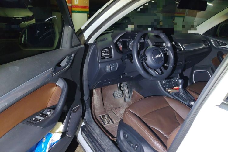 Used Audi Q3 2018 30th Anniversary Edition 30 TFSI Style Model Driver Seat
