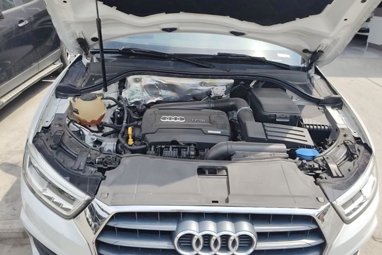 Used Audi Q3 2018 30th Anniversary Edition 35 TFSI Fashion Model Engine Bay