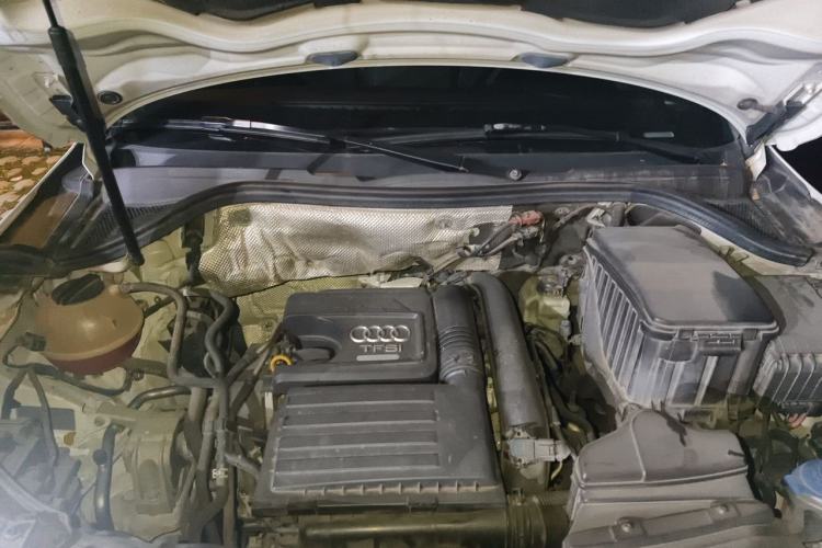 Used Audi Q3 2018 30th Anniversary Edition 30 TFSI Fashion Model Engine Bay