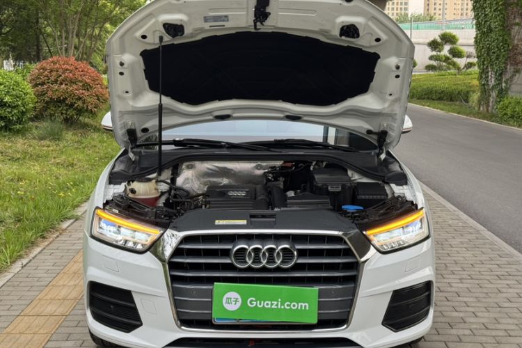 Used Audi Q3 2018 30th Anniversary Edition 30 TFSI Fashion Model Engine Bay