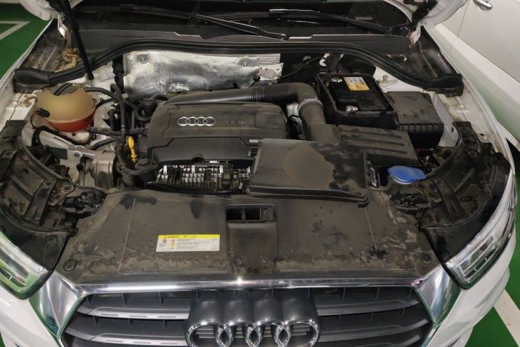 Used Audi Q3 2018 30th Anniversary Edition 35 TFSI Fashion Model Engine Bay