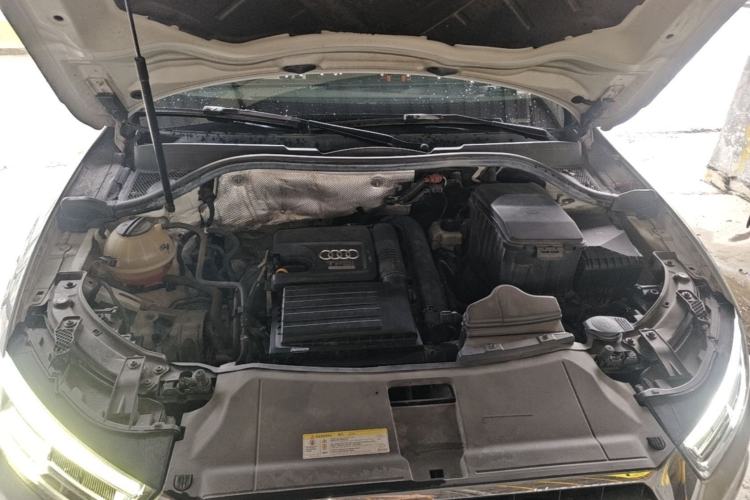 Used Audi Q3 2018 30th Anniversary Edition 30 TFSI Fashion Model Engine Bay