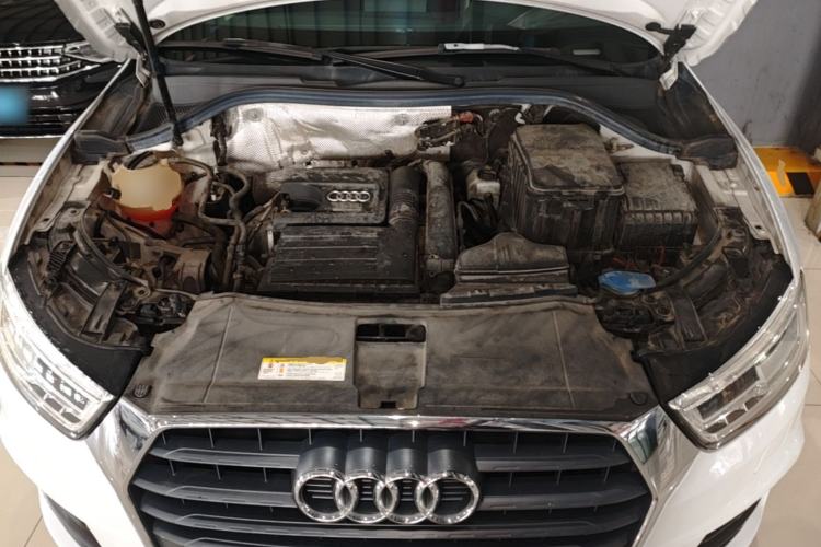 Used Audi Q3 2018 30th Anniversary Edition 30 TFSI Fashion Model Engine Bay